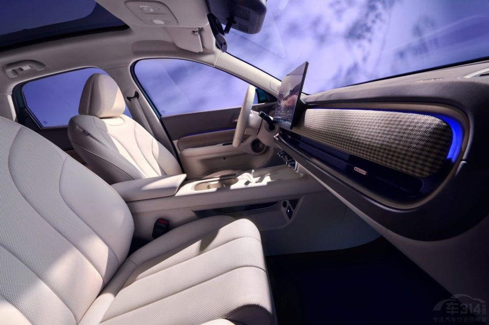 Դ����Ȼ�����ڶ��� �W��5Ʒ�b���A�M�e��